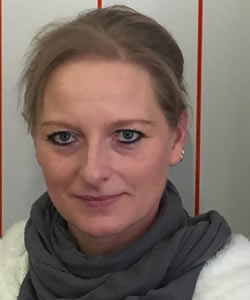 Frau Daniela Weiß Verkäuferin